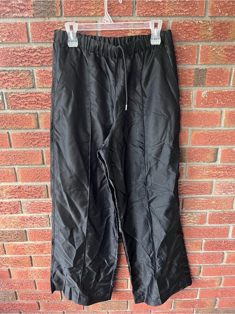 Alo Afterglow Wide Leg Track Pant women’s medium black